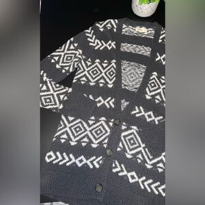 Hollister charcoal color Geometric Print Button up Knit Cardigan Size Large EUC